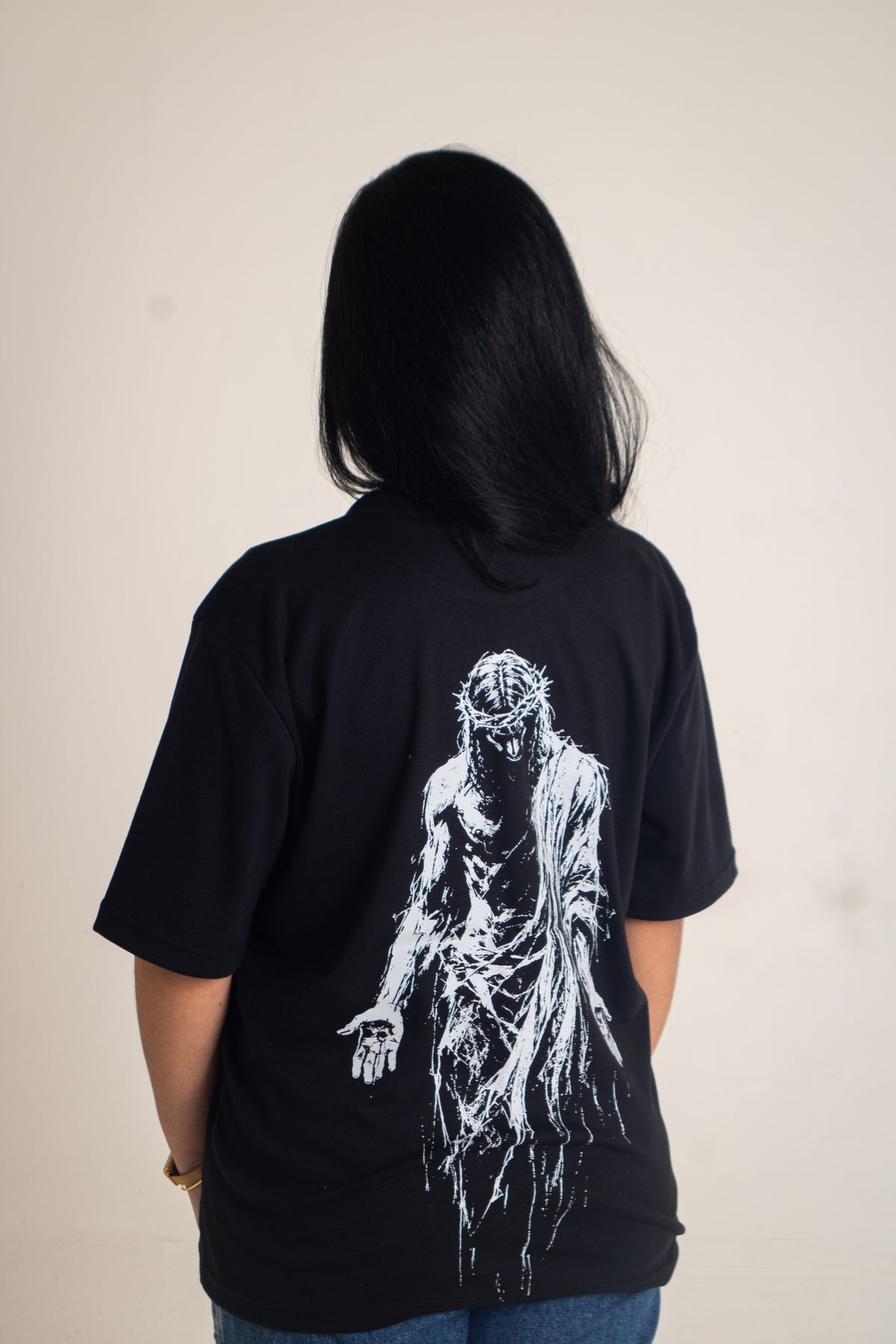 Camiseta Oversized VIR DOLORUM (O Sofrimento) - Isaías 53:3–5
