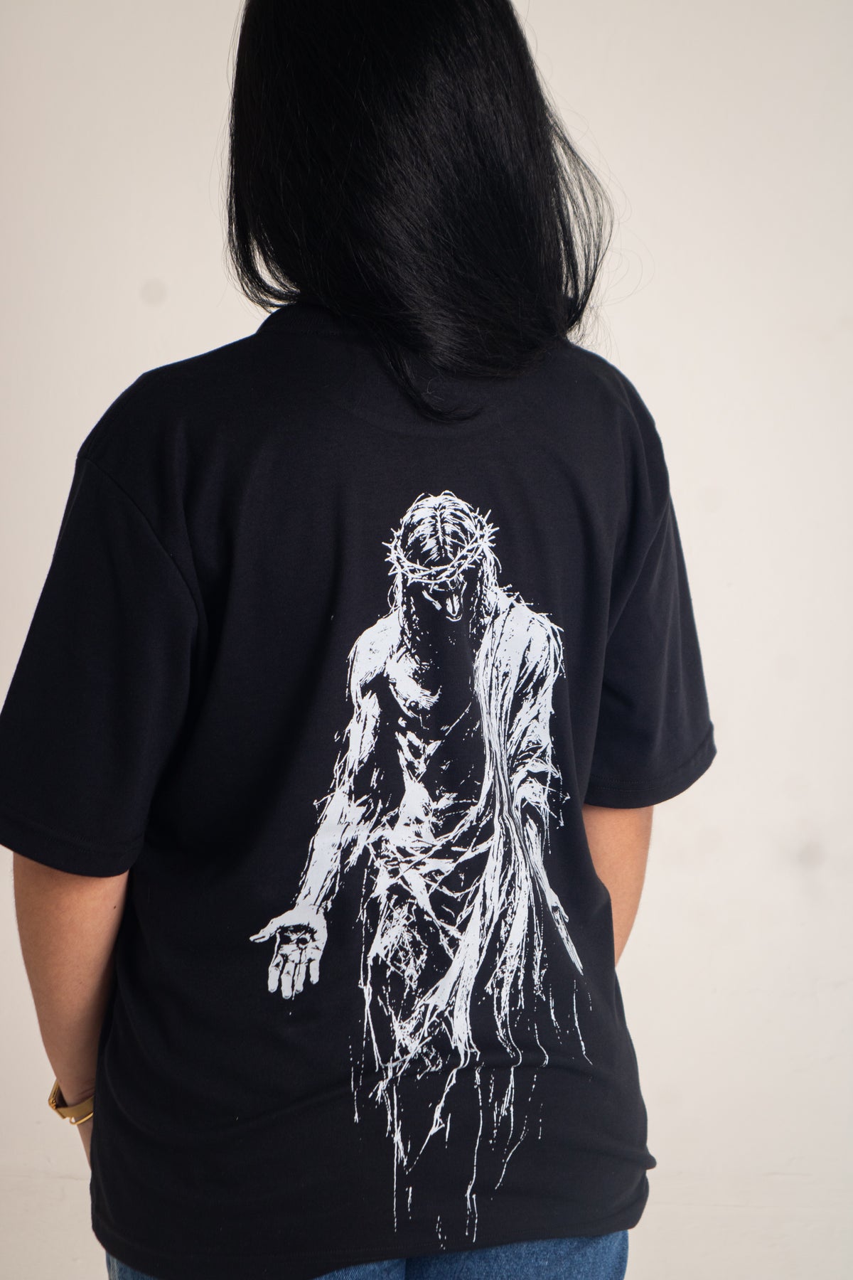Camiseta Oversized VIR DOLORUM (O Sofrimento) - Isaías 53:3–5