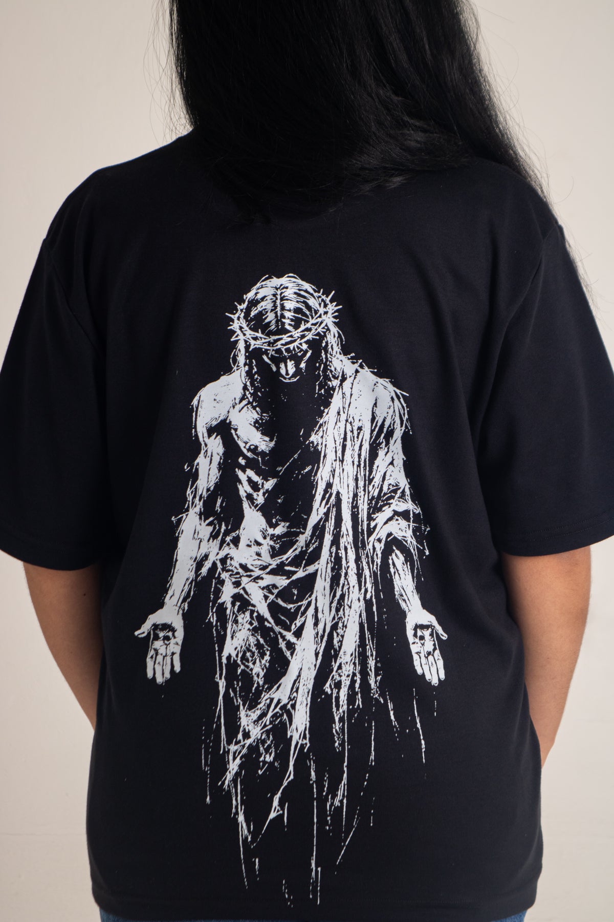 Camiseta Oversized VIR DOLORUM (O Sofrimento) - Isaías 53:3–5