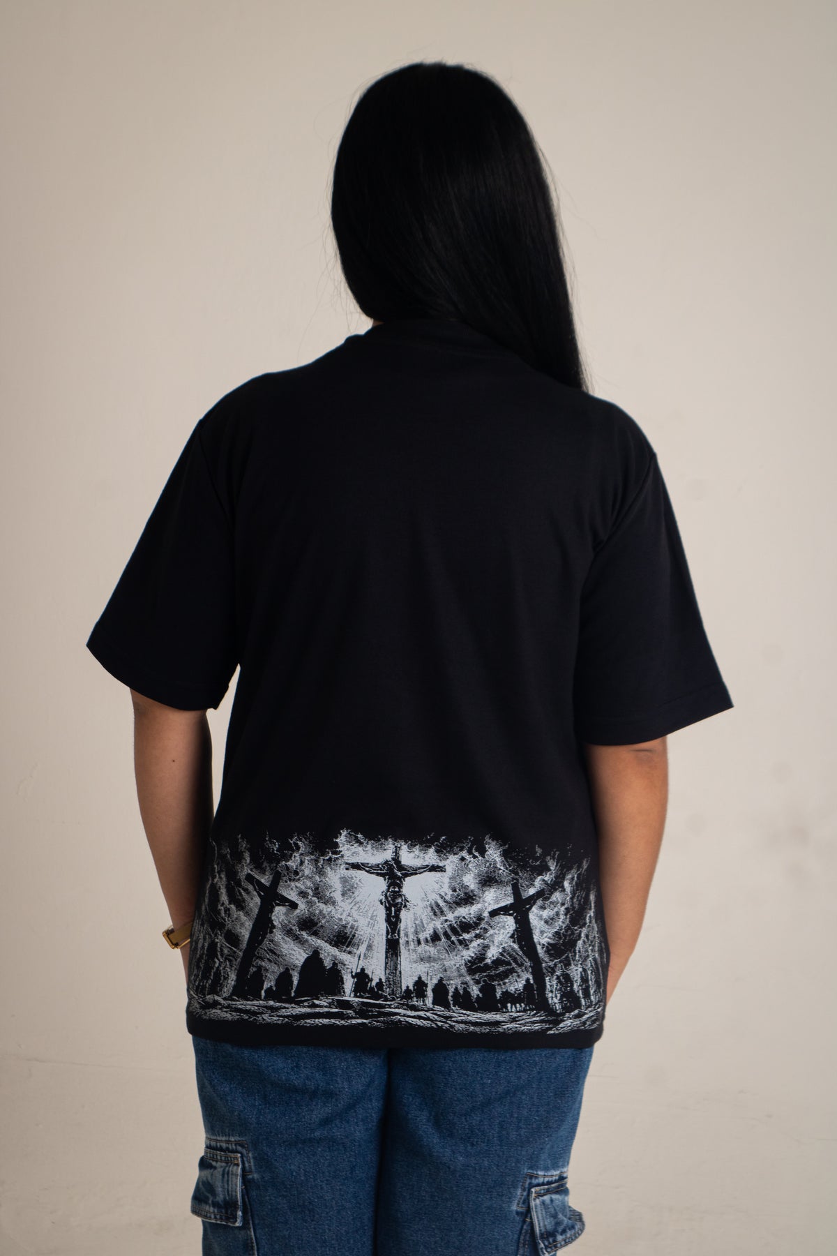 Camiseta Oversized GÓLGOTA (O Sacrifício) - João 19:17-18